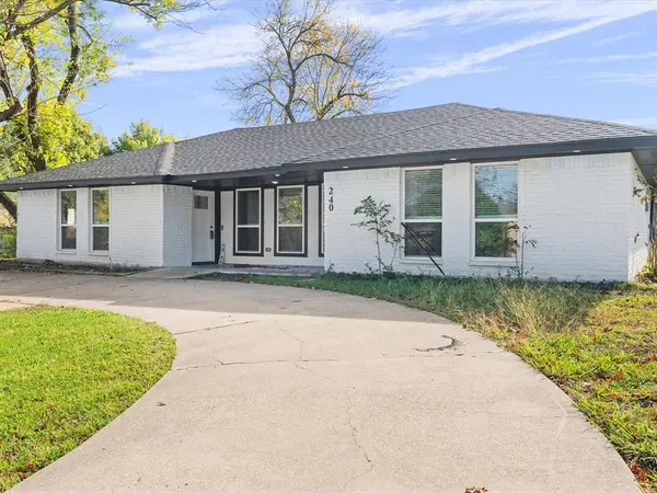 240 Wesley Drive, Desoto, TX 75115