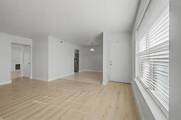 8095 Meadow Road #236, Dallas, TX 75231