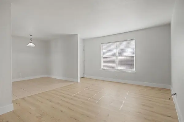 8095 Meadow Road #236, Dallas, TX 75231