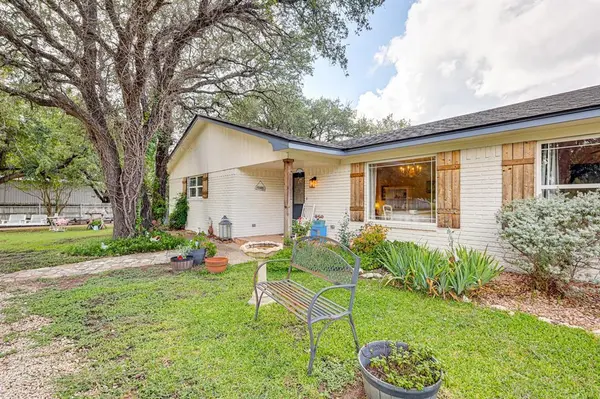 557 Rivercrest Road, Valley Mills, TX 76689