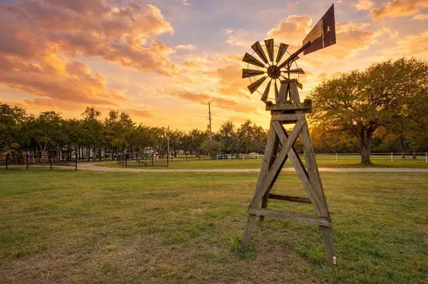 557 Rivercrest Road, Valley Mills, TX 76689