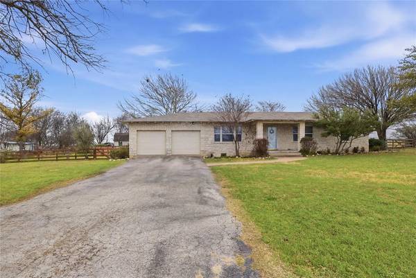 135 Hightower Street, Hillsboro, TX 76645