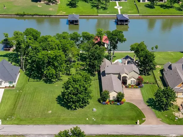 305 Canal Street, Corsicana, TX 75109