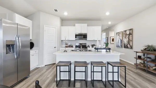 1778 LEEVON Lane, Fort Worth, TX 76140