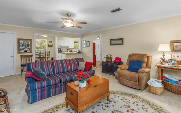 5650 Haywood Drive, Keithville, LA 71047