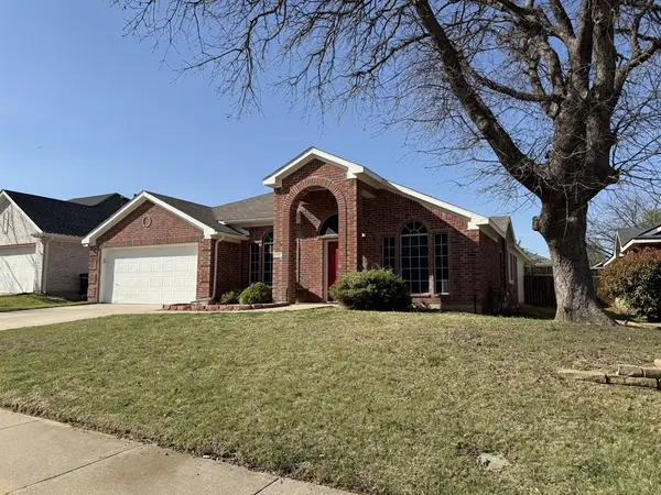 1707 Falcon Drive, Corinth, TX 76210