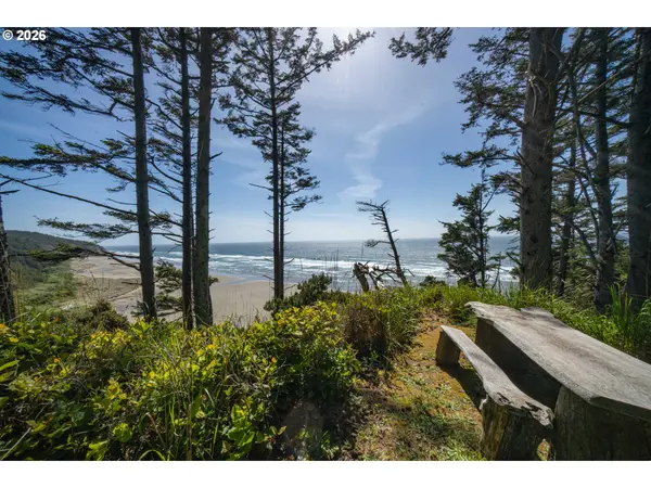 88515 Pacific Surf, Bandon, OR 97411