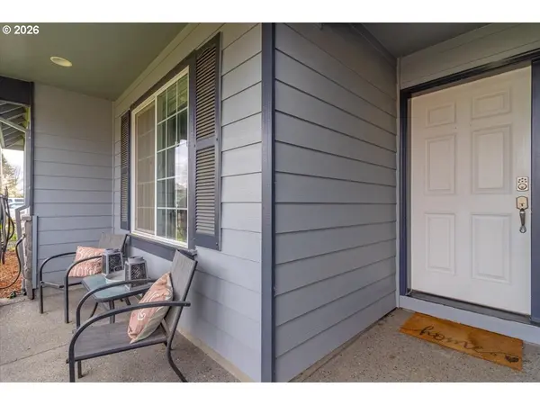 588 WEST LN, Molalla, OR 97038