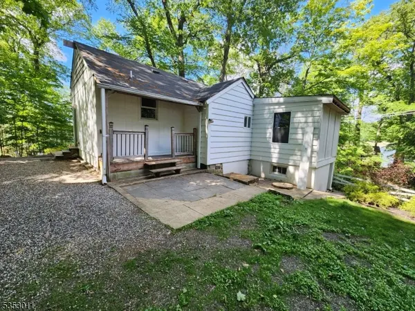 7 Raccoon Island Rd, Jefferson Twp., NJ 07849