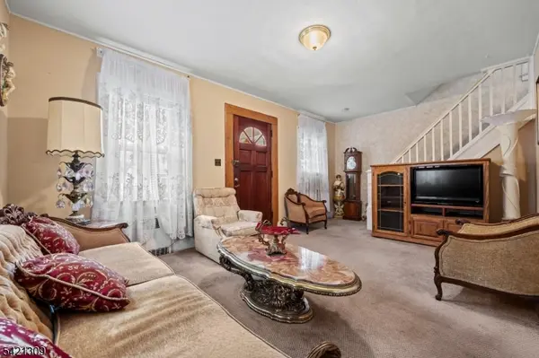 78 Floyd Ave, Bloomfield Twp., NJ 07003