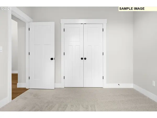 676 NE SALING DR W #96, Estacada, OR 97023