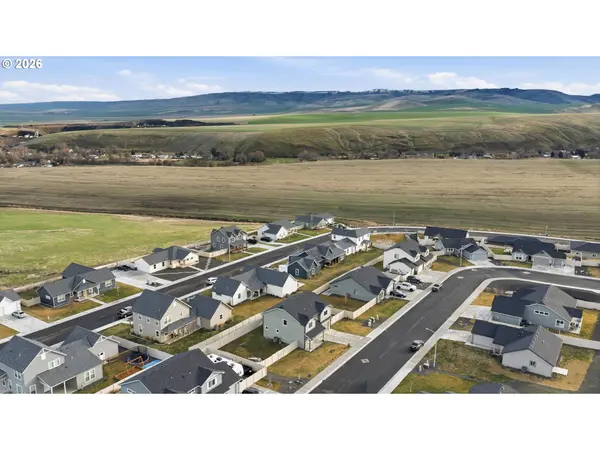 5 PATTY CIR, Milton Freewater, OR 97862