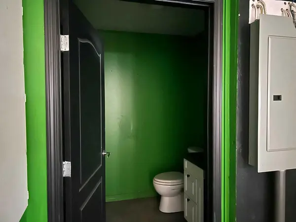 4218 46 AVE, Olds, AB T4H 1T9