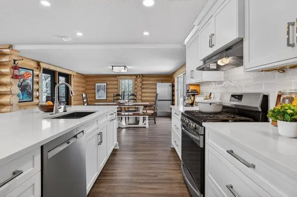 3-4535 Township Road 320, Rural Mountain View County, AB T0M 1X0