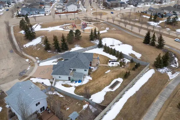 5608 28A AVE, Camrose, AB T4V 1T2