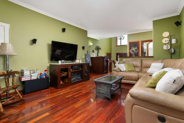 5608 28A AVE, Camrose, AB T4V 1T2