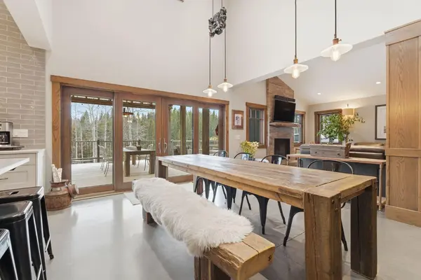 5443 Township Road 302, Rural Mountain View County, AB T0M 2E0