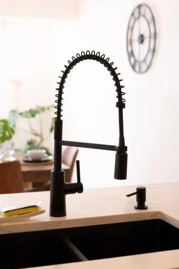 282 Chapalina TER SE, Calgary, AB T2X 0B2