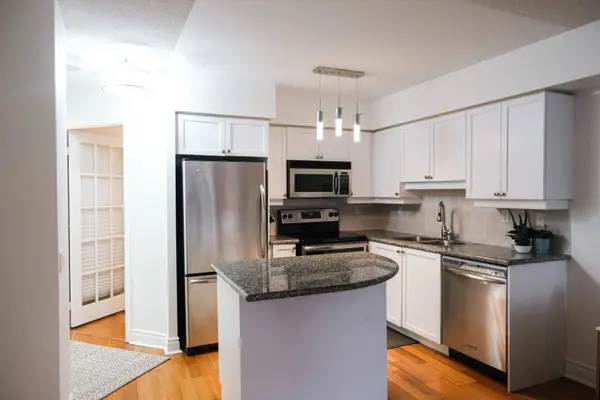 78 Harrison Garden BLVD #701, Toronto C14, ON M2N 7E2