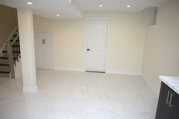 12 Hallam RD, Ajax, ON L0L 0L0