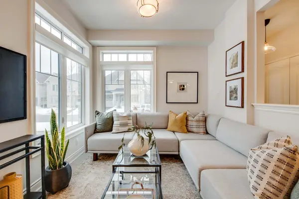 17 Culloden CT, Toronto E10, ON M1C 0E9