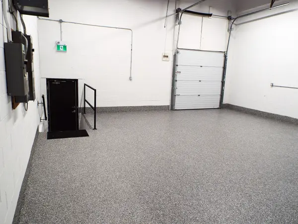 1621 Mcewen DR #47, Whitby, ON L1N 9A5