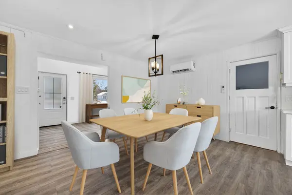 22 Second ST, Georgina, ON L0E 1E0