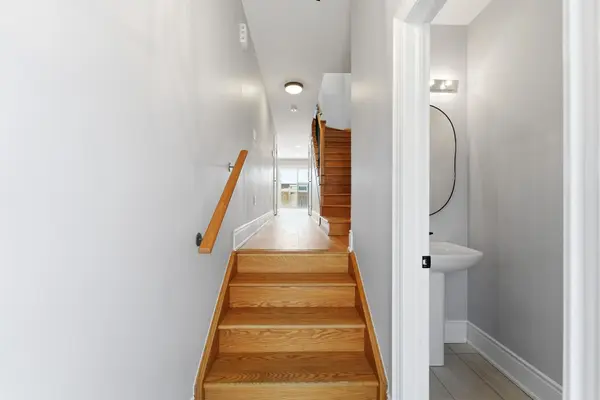 57 Drover CIR, Whitchurch-stouffville, ON L4A 7G4