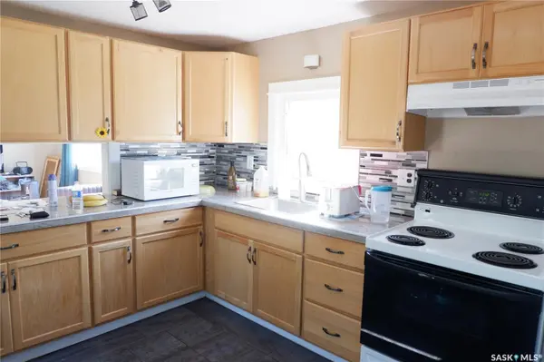 123 3rd STREET W, Lafleche, SK S0H 2K0