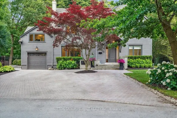 1100 Cedar Grove BLVD, Oakville, ON L6J 2C4
