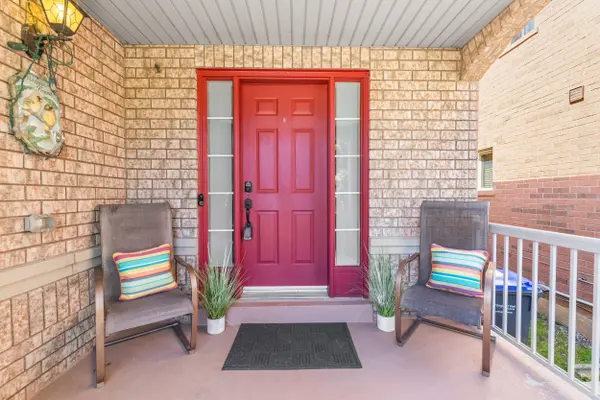 56 Lockheed CRES, Brampton, ON L7A 3G4