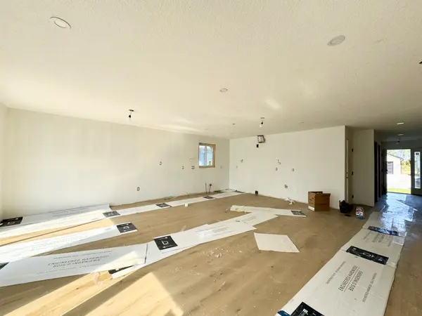 448 BURNSIDE ST, Saugeen Shores, ON N0H 2C3