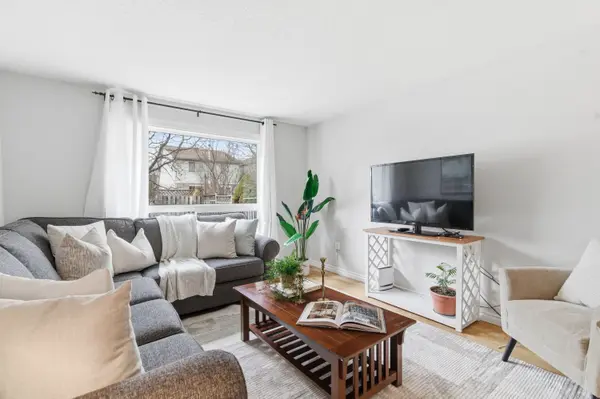 31 Rodgers RD, Guelph, ON N1G 4V5