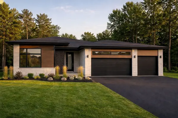 84 CHANDELLE Private, Carp - Huntley Ward, ON K0A 1L0