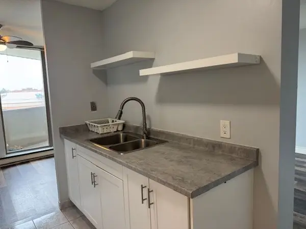 1103 jalna BLVD #202, London South, ON N6E 2W8