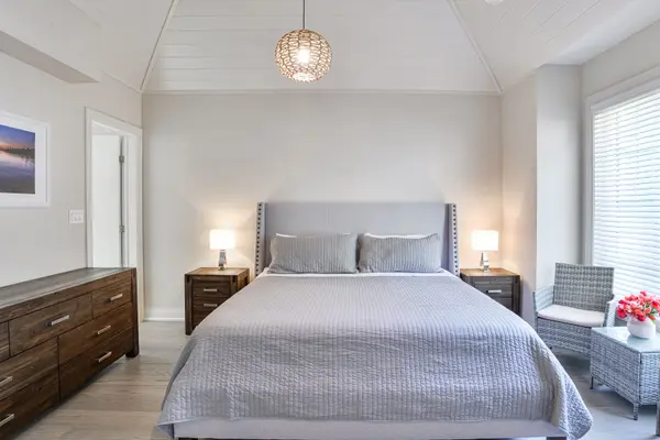 2054 Peninsula RD #16, Muskoka Lakes, ON P0B 1G0