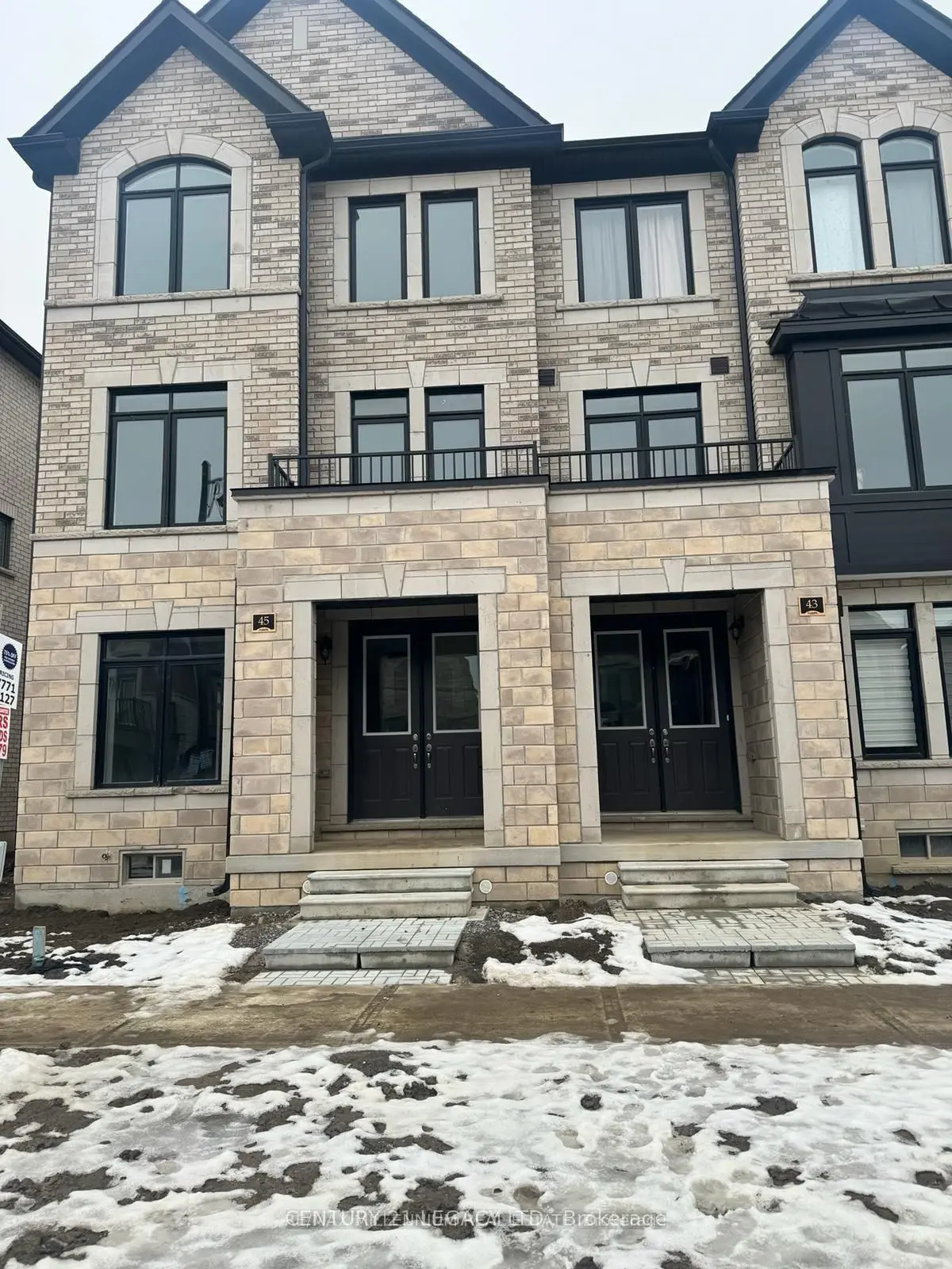 45 Minnock ST W, Caledon, ON L7C 4K8