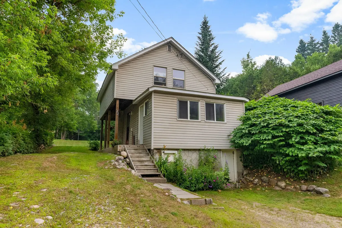 78 Bridge ST E, Bancroft, ON K0L 1C0