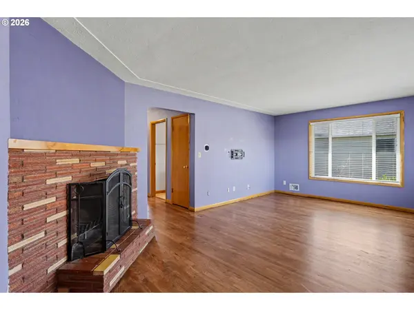 4724 FIR DELL DR, Salem, OR 97302