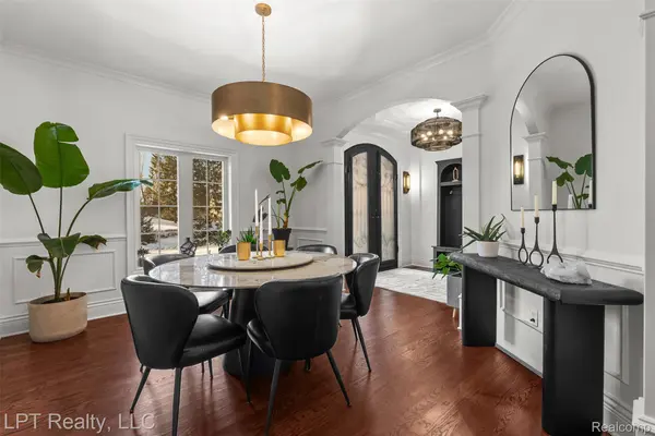 4525 Mapleton DR, Genoa Township, MI 48843