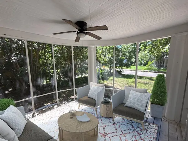 320 W 6th Street, Bonham, TX 75418