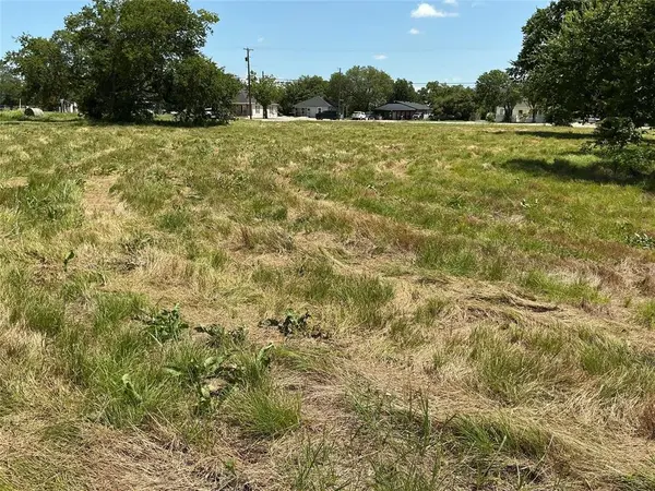 1300 S Hwy 205, Mclendon Chisholm, TX 75032