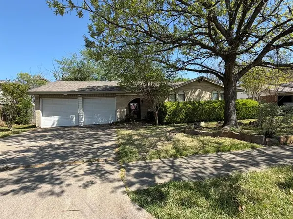 5112 Karen Drive, North Richland Hills, TX 76180
