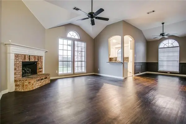 2105 Cardinal Drive, Forney, TX 75126