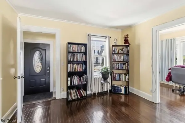 401 Woodland Ave, Roselle Park Boro, NJ 07204