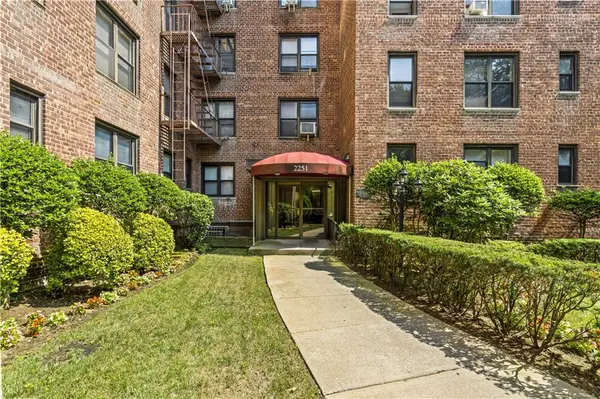 2251 Plumb 1st ST #5G, Brooklyn, NY 11229