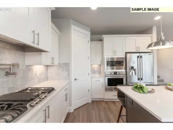 10252 SE COMPASS COURSE ST #349, Happy Valley, OR 97086