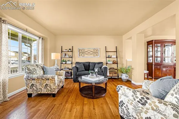 7460 Waterside DR, Colorado Springs, CO 80925