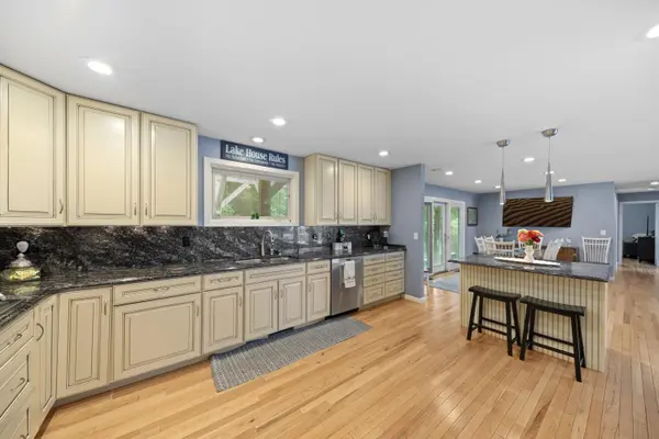 48020 Ridge RD, Grand Beach Vllg, MI 49117