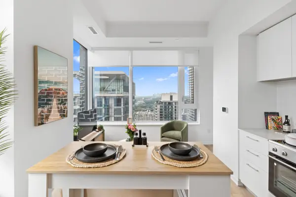 101 Roehampton AVE #2612, Toronto C10, ON M4P 2W2